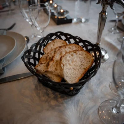 Corbeille à pain en PVC noire